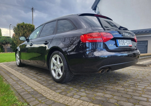 Audi A4 cena 39900 przebieg: 269870, rok produkcji 2011 z Biłgoraj małe 562